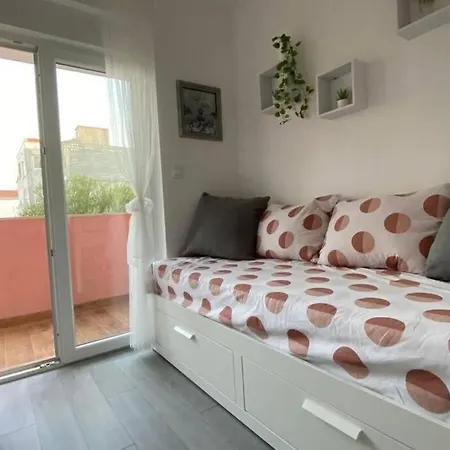 Studio Apartment Agava I *
